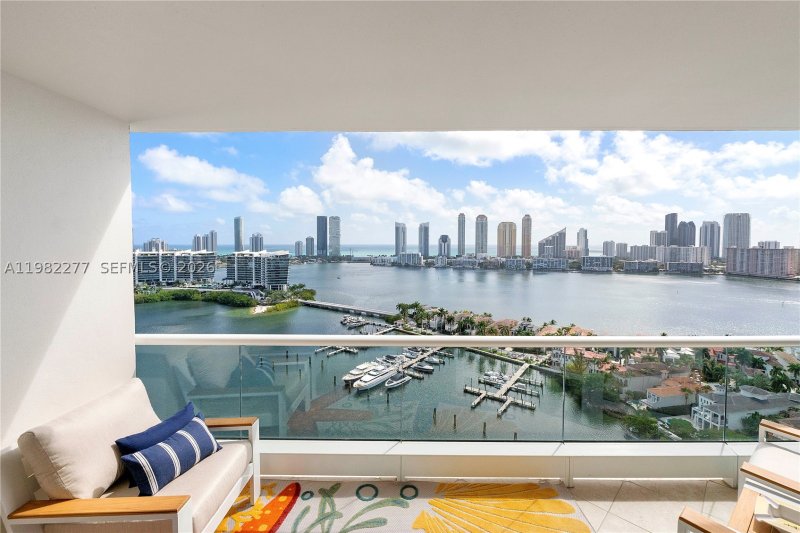 Condo for sale at 7000 Williams Island 2609