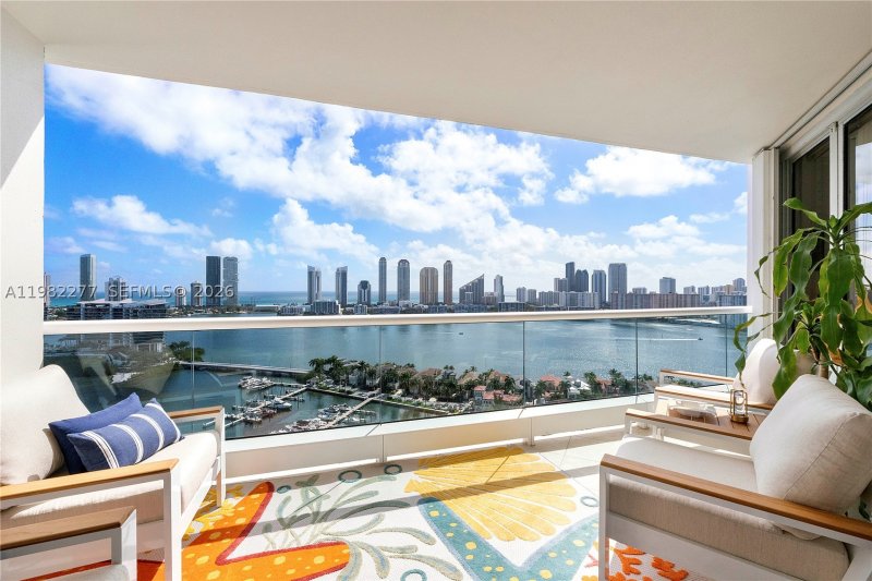 Comprar apartamento no 7000 Williams Island 2609