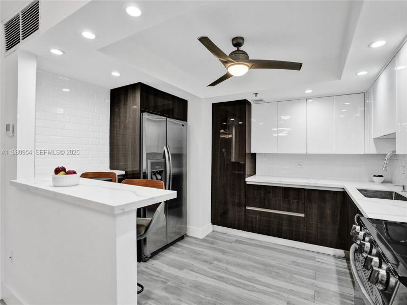 Condo for sale at The Summit 1407S