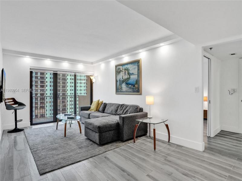 Condo for sale at The Summit 1407S