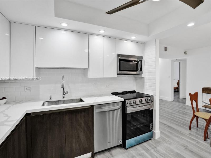 Condo for sale at The Summit 1407S