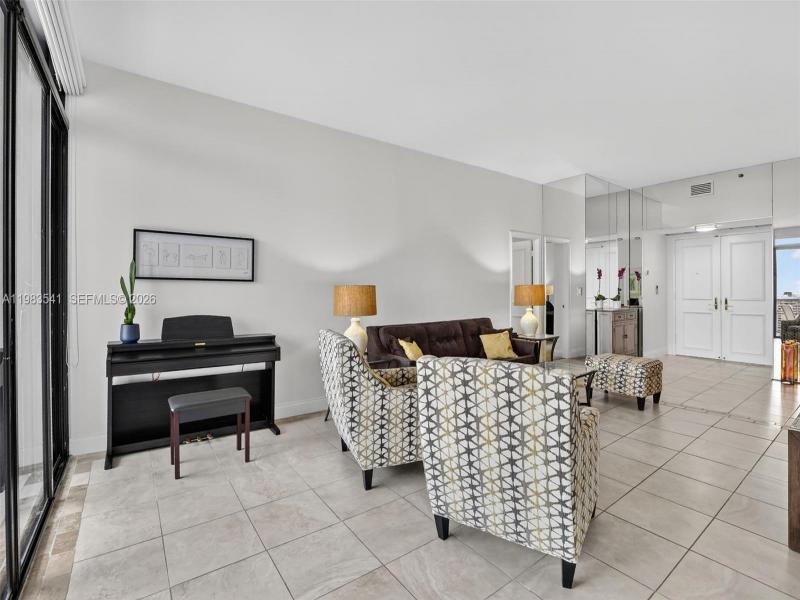 Comprar apartamento en Hamptons West TS 5