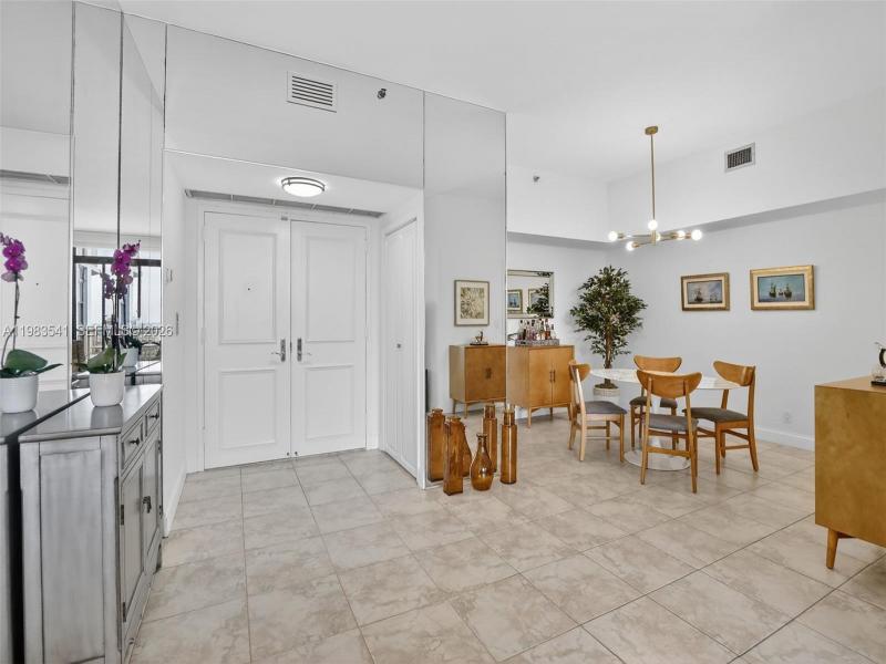 Comprar apartamento en Hamptons West TS 5