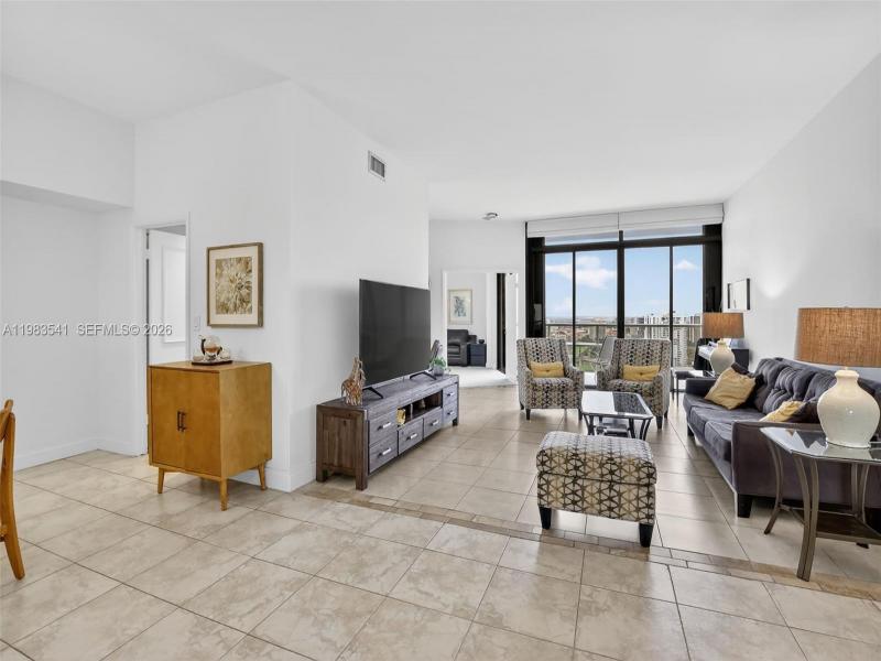 Hamptons West Apt #TS 5