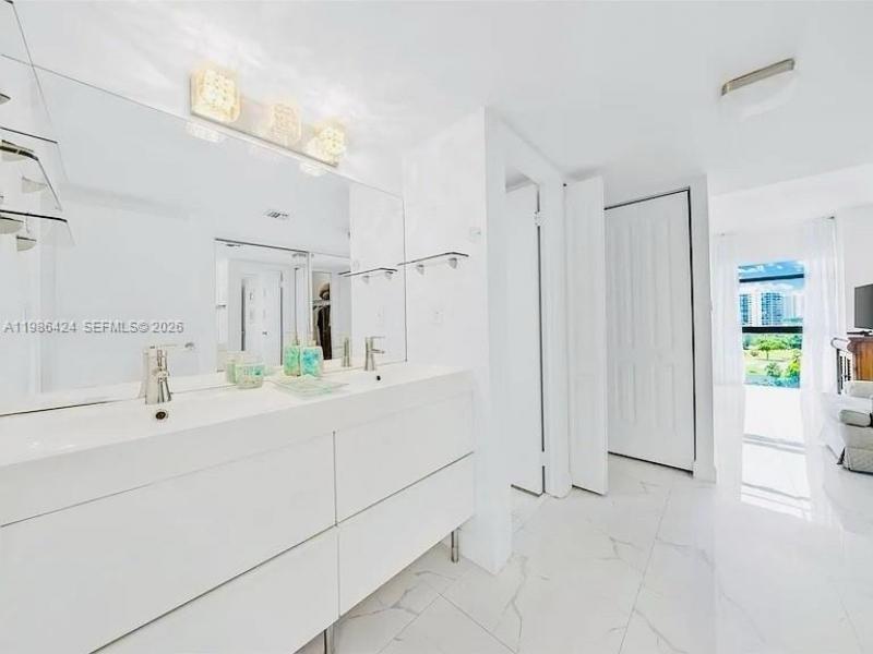 Condo for sale at Coronado I 1023