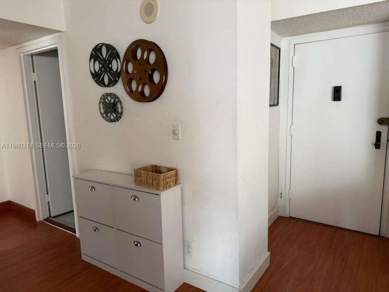 Comprar apartamento no Plaza of the Americas 709