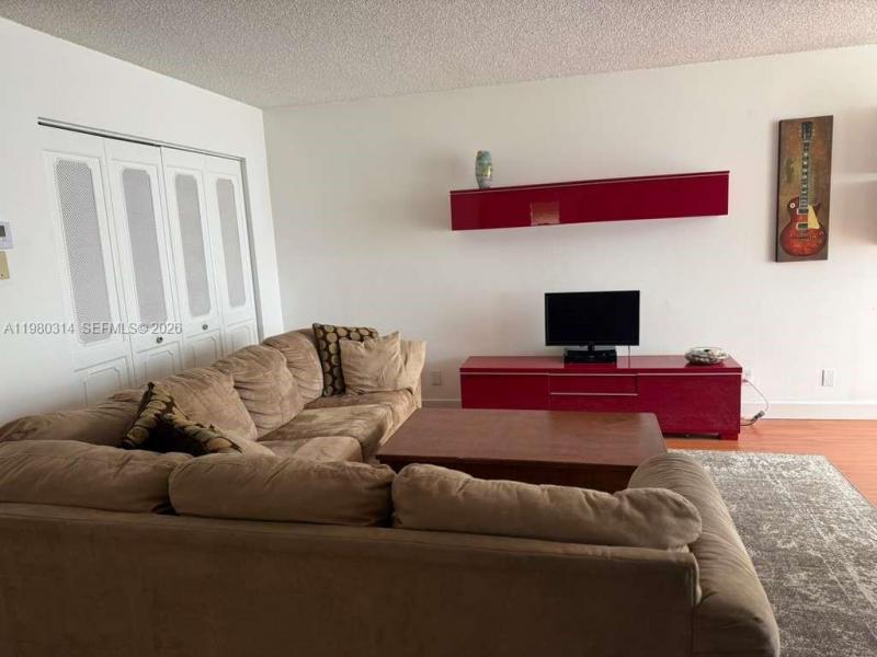 Comprar apartamento no Plaza of the Americas 709