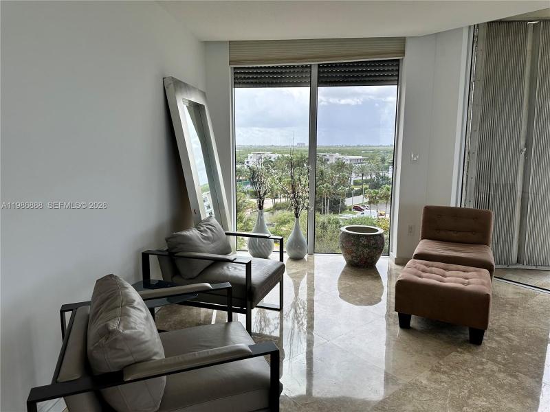 Apartment for rent at Renaissance on the Ocean 704