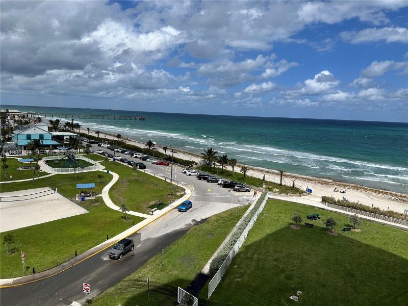 Renaissance on the Ocean Apt #704