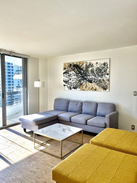 Mystic Pointe 600 Apt #1102