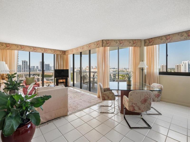 Comprar apartamento en The Landmark 1805