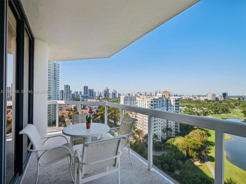 Comprar apartamento en The Landmark 1805