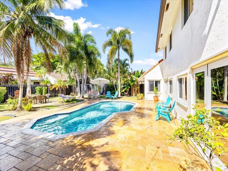 Property photo # 8