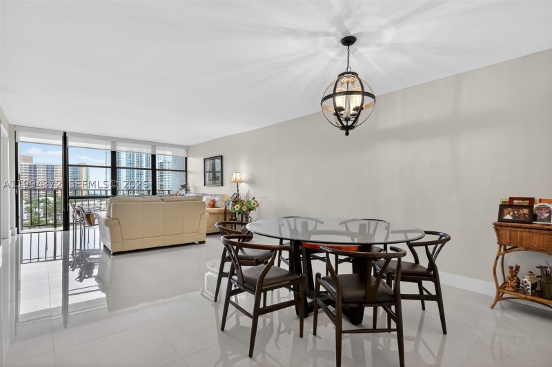 Condo for sale at Oceanview Park 908