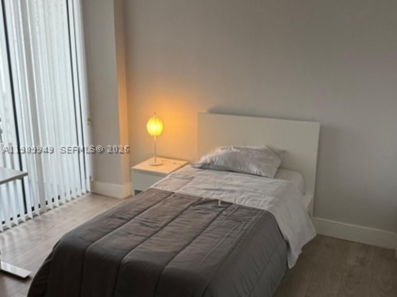 Apartment for rent at Parc Central Aventura 1706