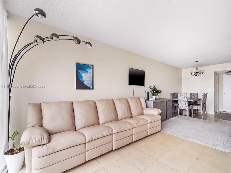 Condo for sale at Oceanview Park 901