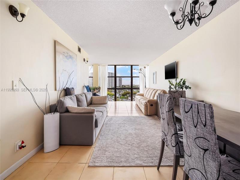 Oceanview Park Apt #901