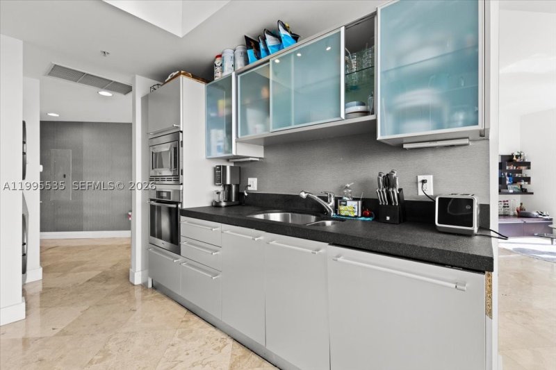 Comprar apartamento no Trump Royale 601A
