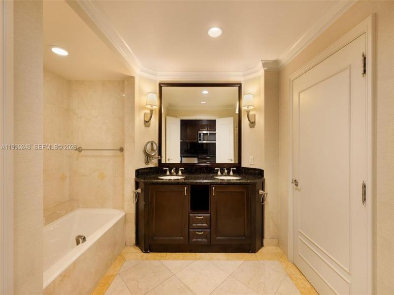Comprar apartamento en The Atlantic Hotel 903