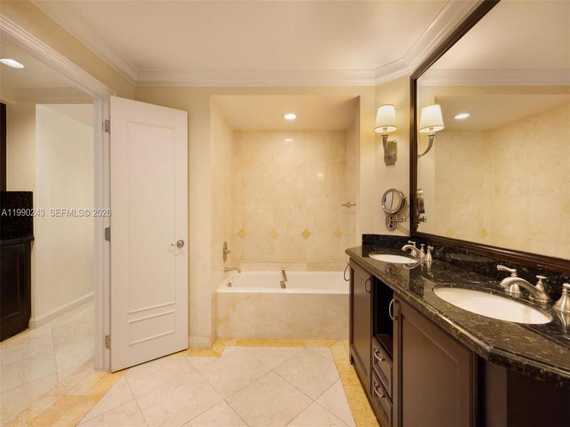 Comprar apartamento en The Atlantic Hotel 903