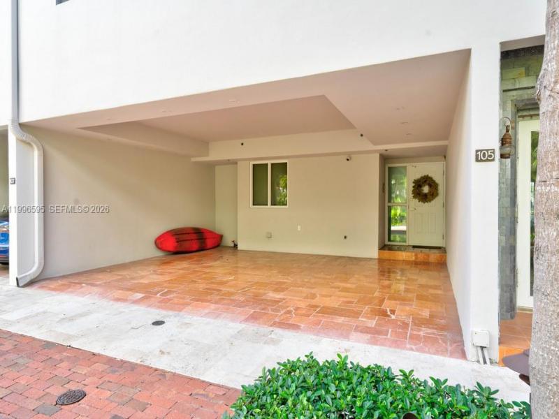 Property photo # 9