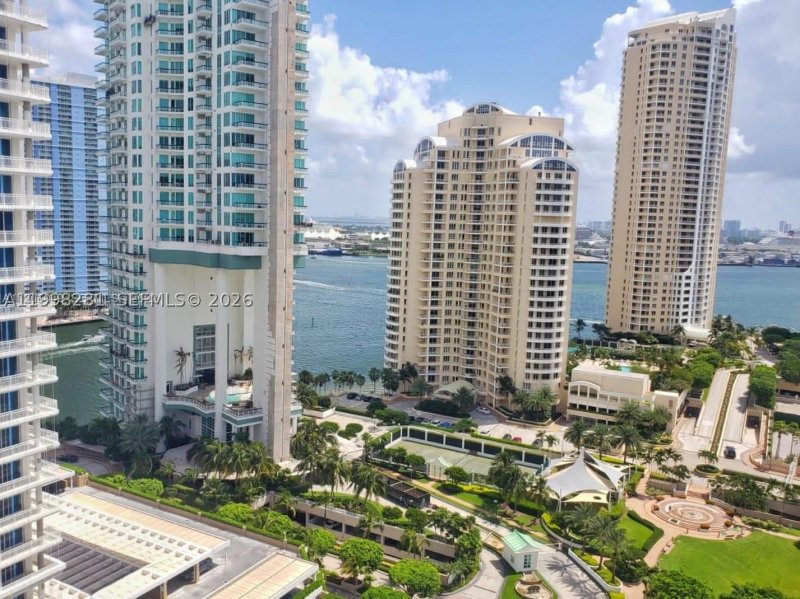 Apartment for rent at Courvoisier Courts 2306