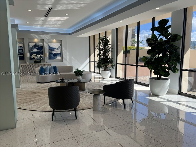Coronado I Apt #206