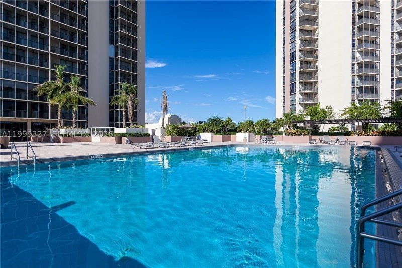 Comprar apartamento en Coronado I 206