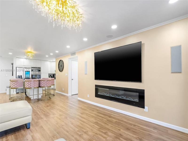 Apartment for rent at Olympus Towers 604