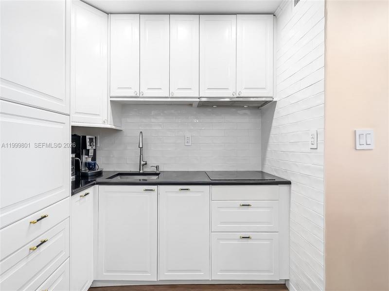 Apartment for rent at Olympus Towers 604
