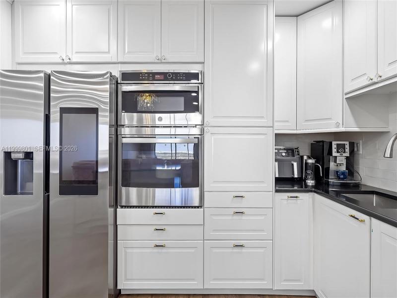 Apartment for rent at Olympus Towers 604