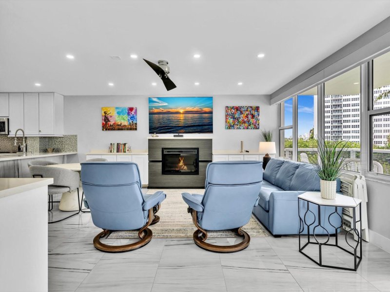 Condo for sale at Coral Ridge Towers East 217