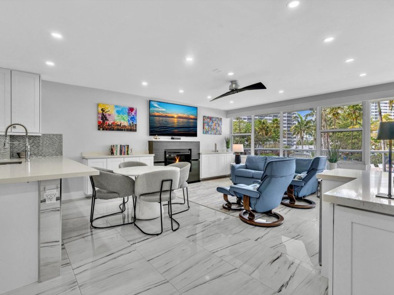 Condo for sale at Coral Ridge Towers East 217