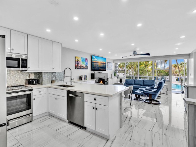 Condo for sale at Coral Ridge Towers East 217