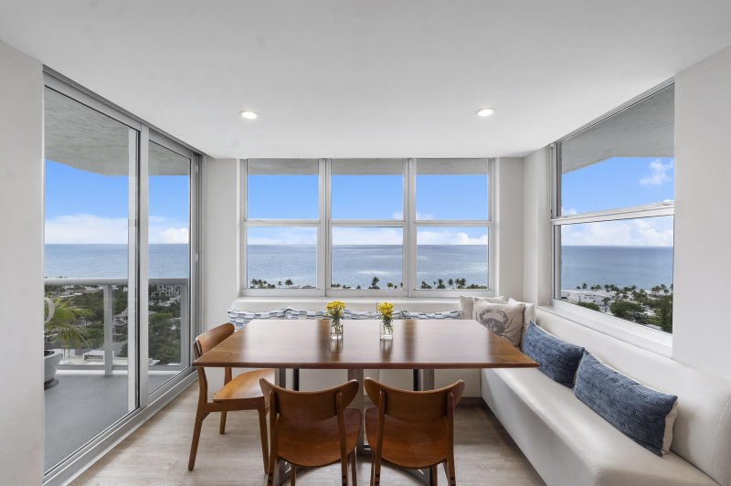 Condo for sale at Berkley South 19F