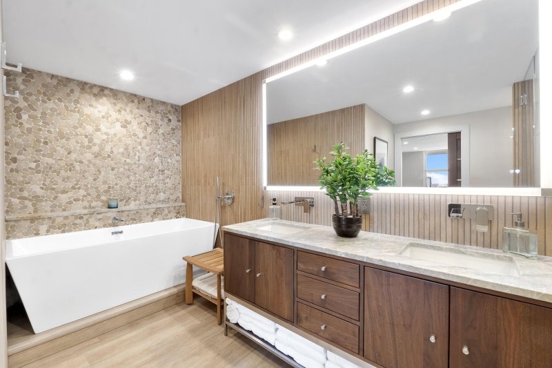 Condo for sale at Berkley South 19F