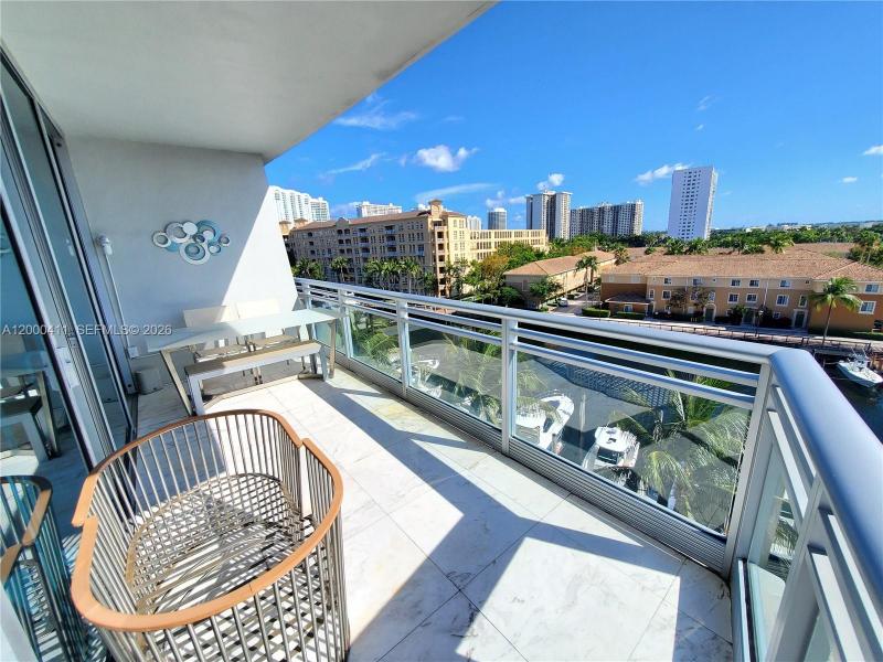 Condo for sale at Artech 401