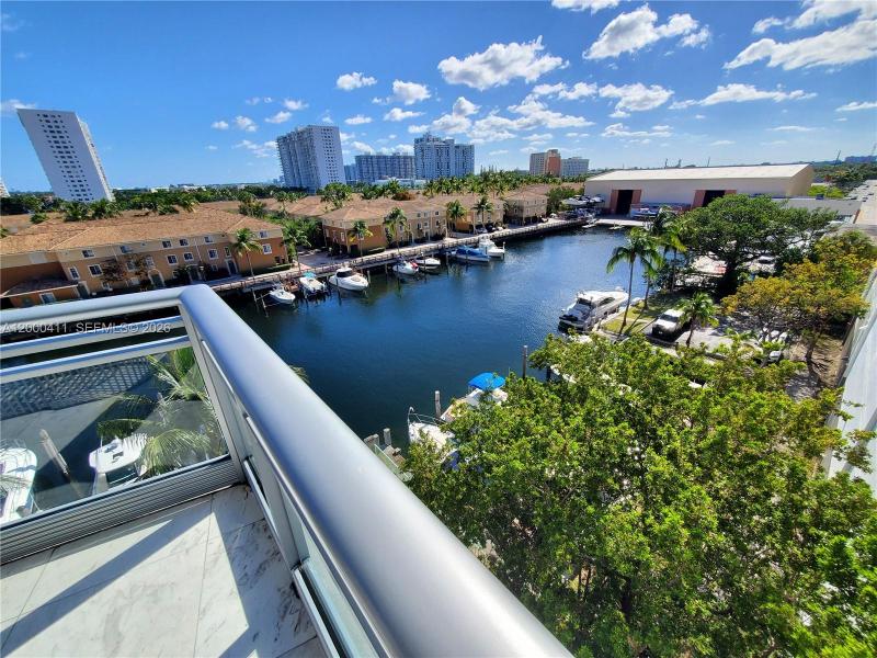 Condo for sale at Artech 401