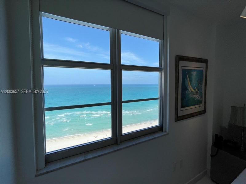 Alquiler de apartamento en Arlen Beach 1714