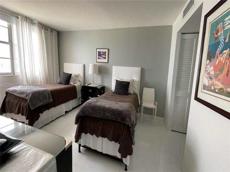 Alquiler de apartamento en Arlen Beach 1714