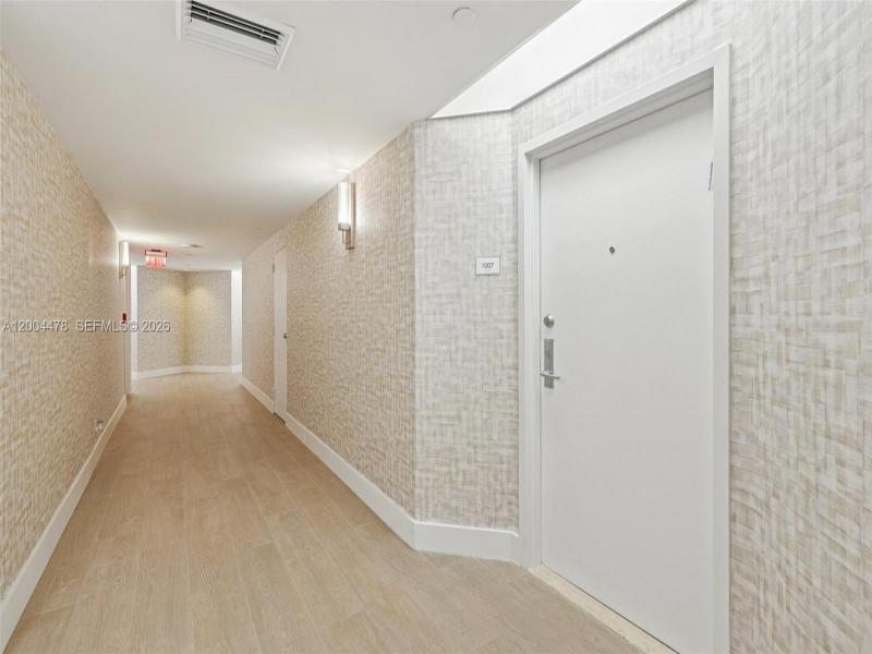Condo for sale at Harborside 1007