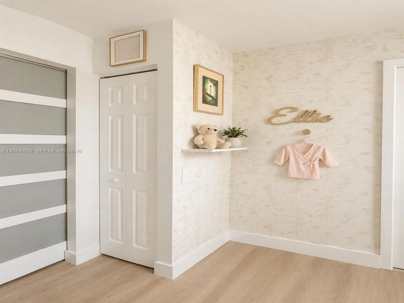 Comprar apartamento en Bayshore Yacht Tennis Club 602