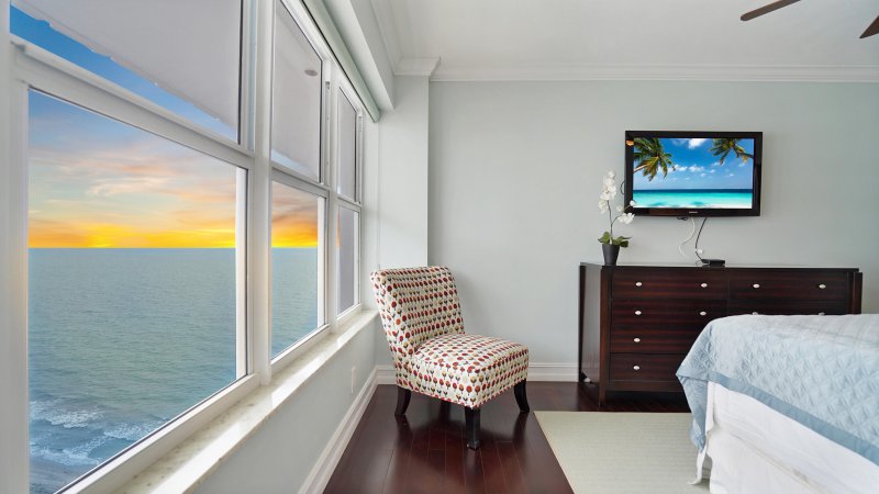 Condo for sale at Royal Ambassador 1705