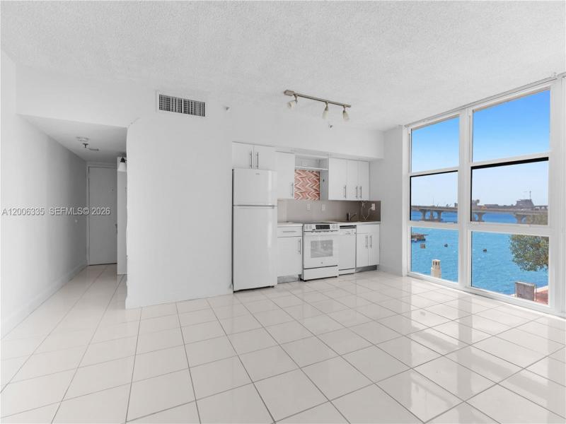 Condo for sale at The Venetia 501