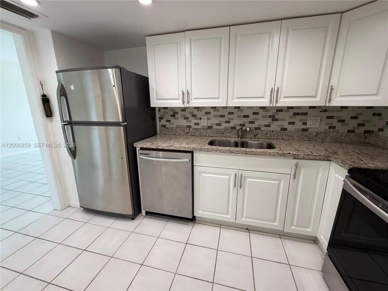 Comprar apartamento en Coastal Towers 608