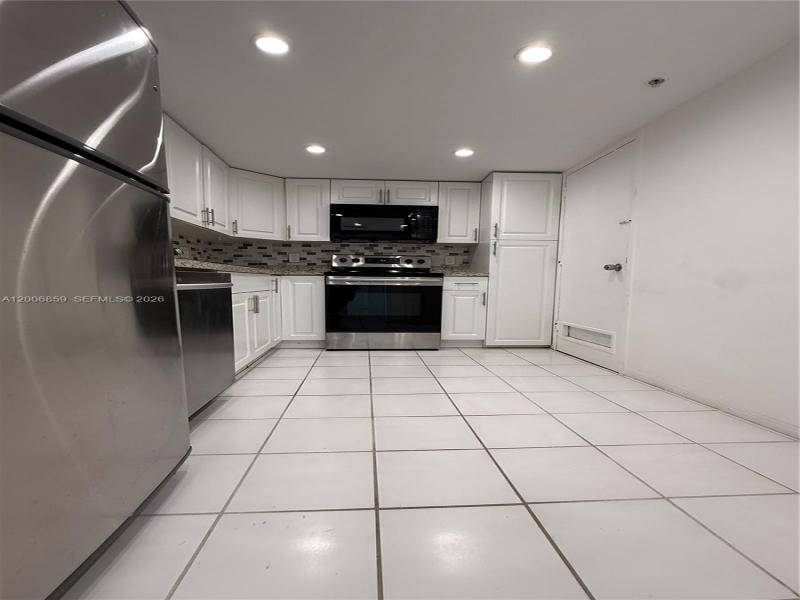 Comprar apartamento en Coastal Towers 608