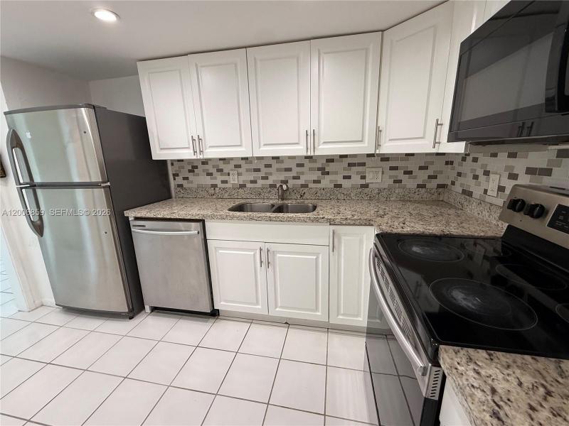 Comprar apartamento en Coastal Towers 608