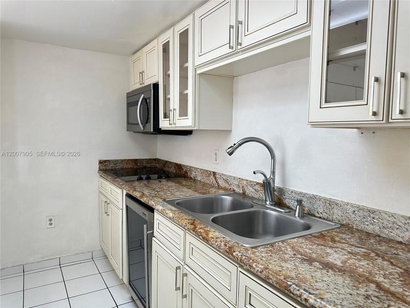 Property photo # 3