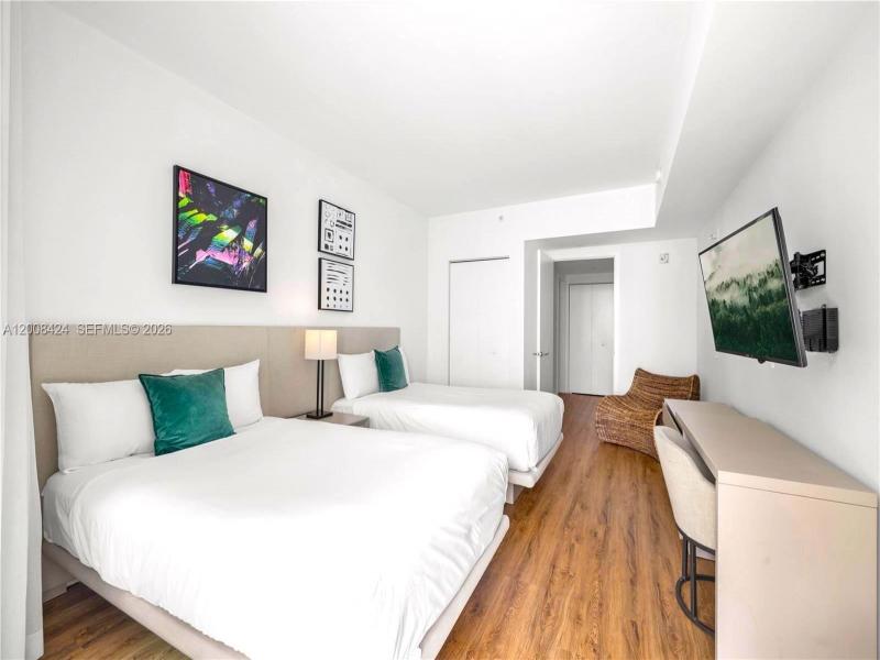 Property photo # 9