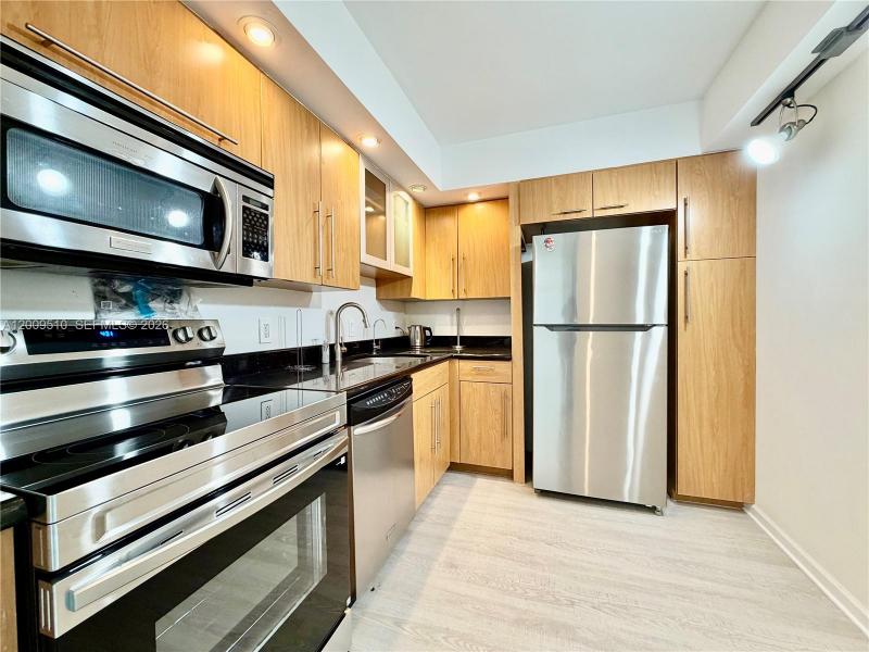 Condo for sale at Waterview 1642